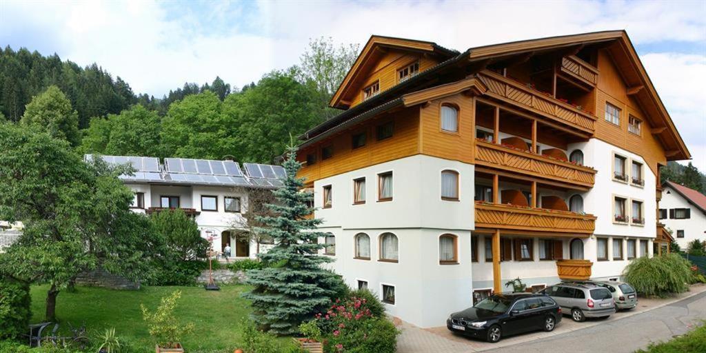 Familienhotel Steindl Millstatt Exterior photo